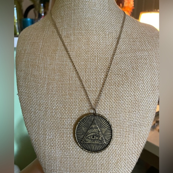 Jewelry - Illuminati All Seeing Eye Necklace